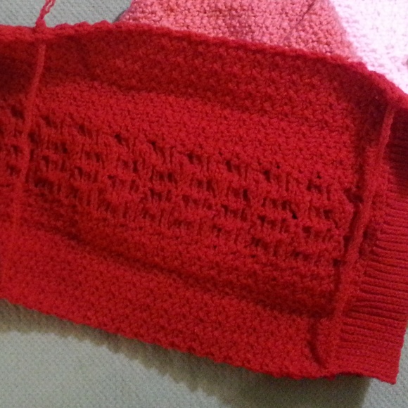 Scarf, Cowl - Picture 3 of 3